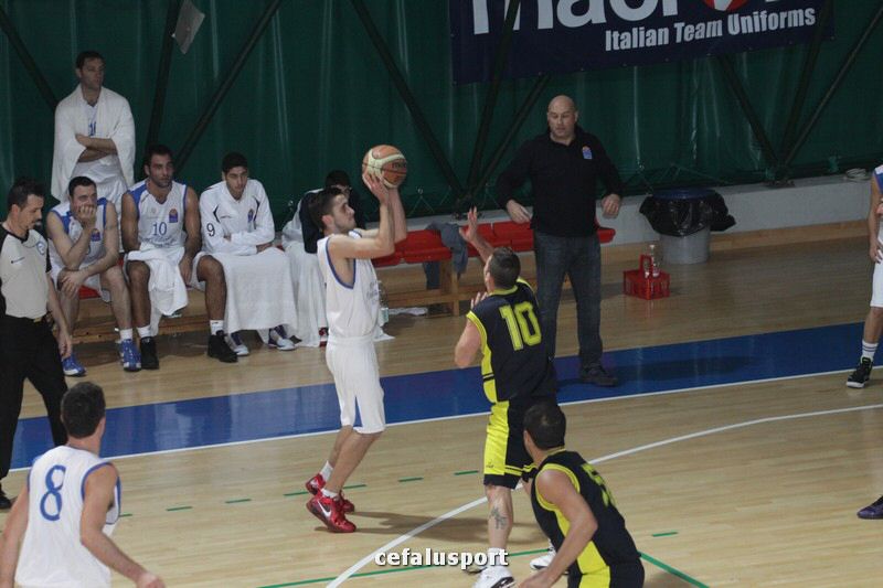 111127 licata 156_tn.jpg